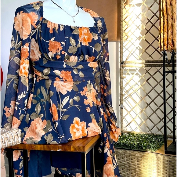 Blue flora open back Midi dress -size L - Picture 3 of 3
